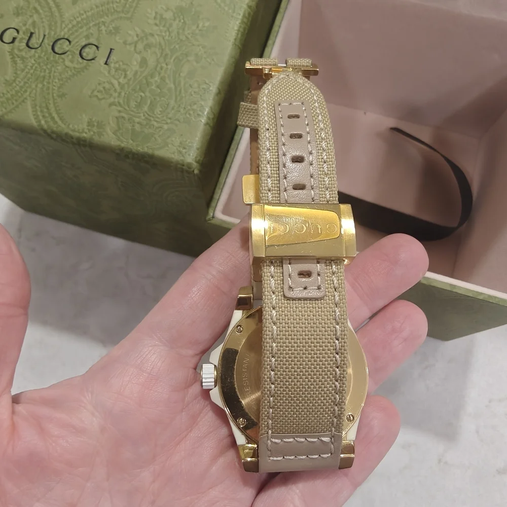 GUCCI Dive Watch